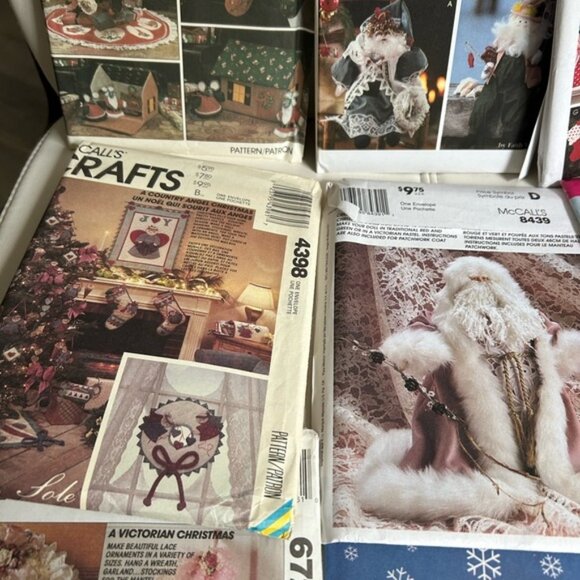 McCall Christmas Collection of Vintage Crafts sewing Patterns set of nine - Picture 3 of 7
